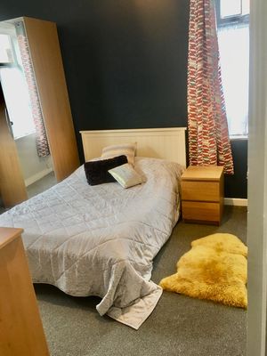 Photo 5- click for photo gallery